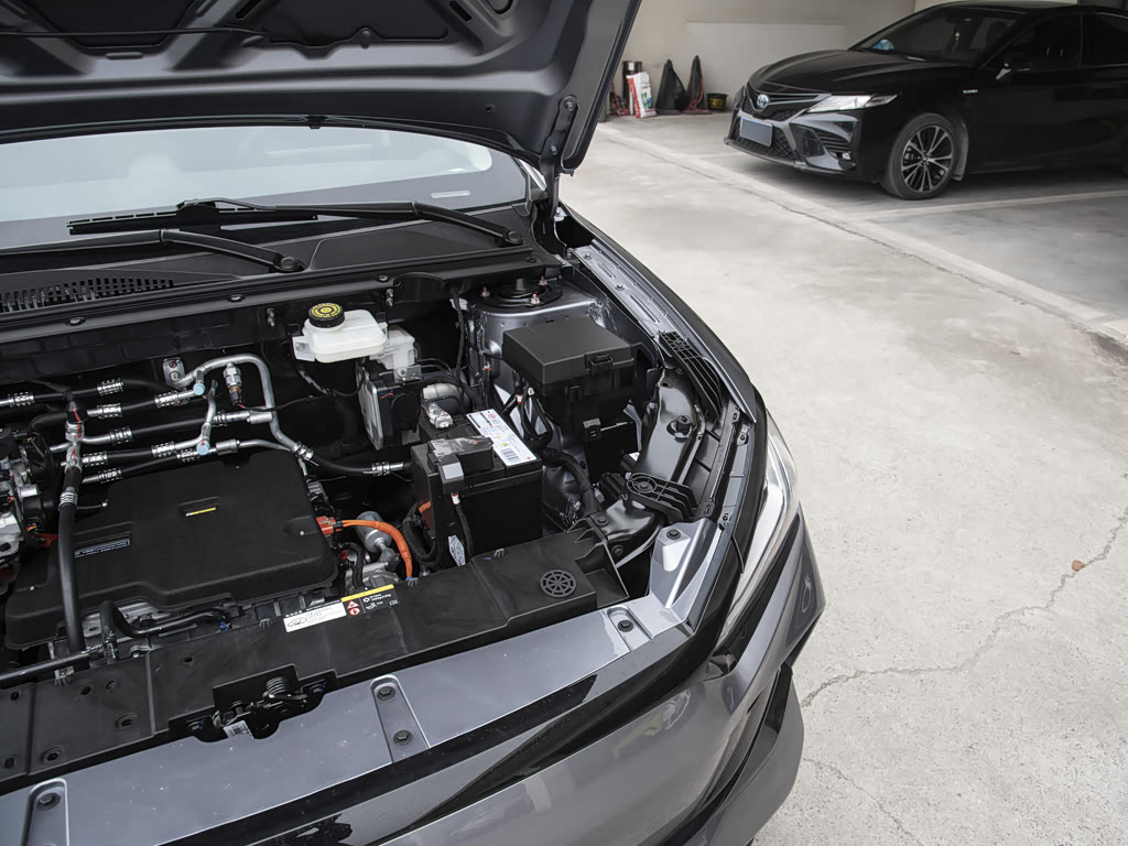 2024 BYD e2 Image 24